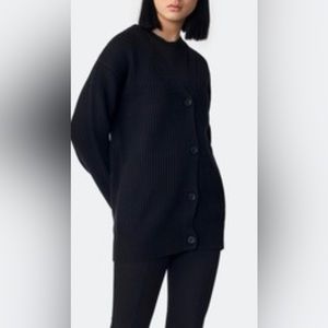 Womens Size M StyleIn Oversized Black Cardigan NWT